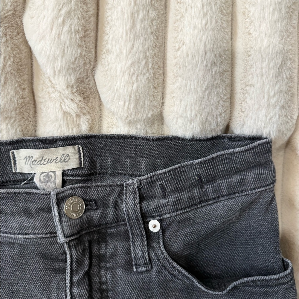 Madewell Women's Mid Rise Kick Out Jeans